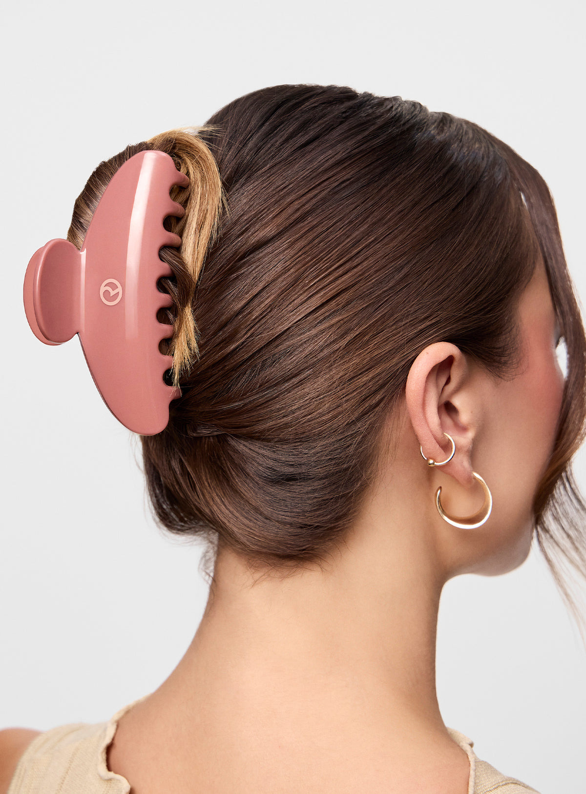 Parke Fairy Hair Claw Clip Chelsea Parke Claw Clip Inspiration for Everyday Style | TikTok main image 4