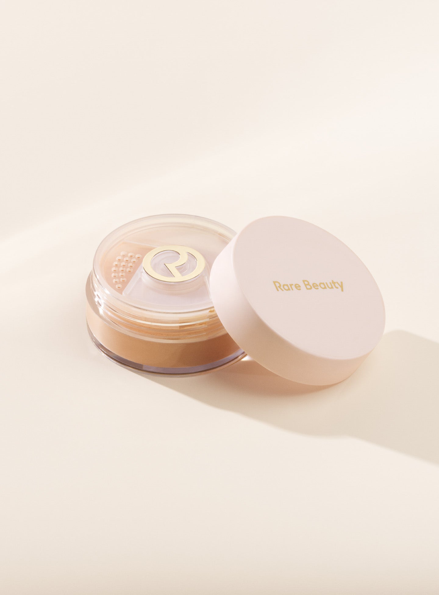 【新品未使用】Rare Beauty パウダー Always an Optimist Soft Radiance Setting Powder