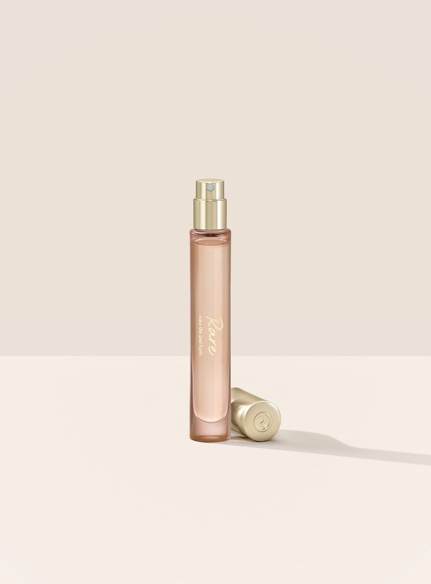 Rare Beauty - Rare Eau de Parfum Travel Spray - 10 ml Rare Beauty - Rare Eau de Parfum Travel Spray - 10 ml