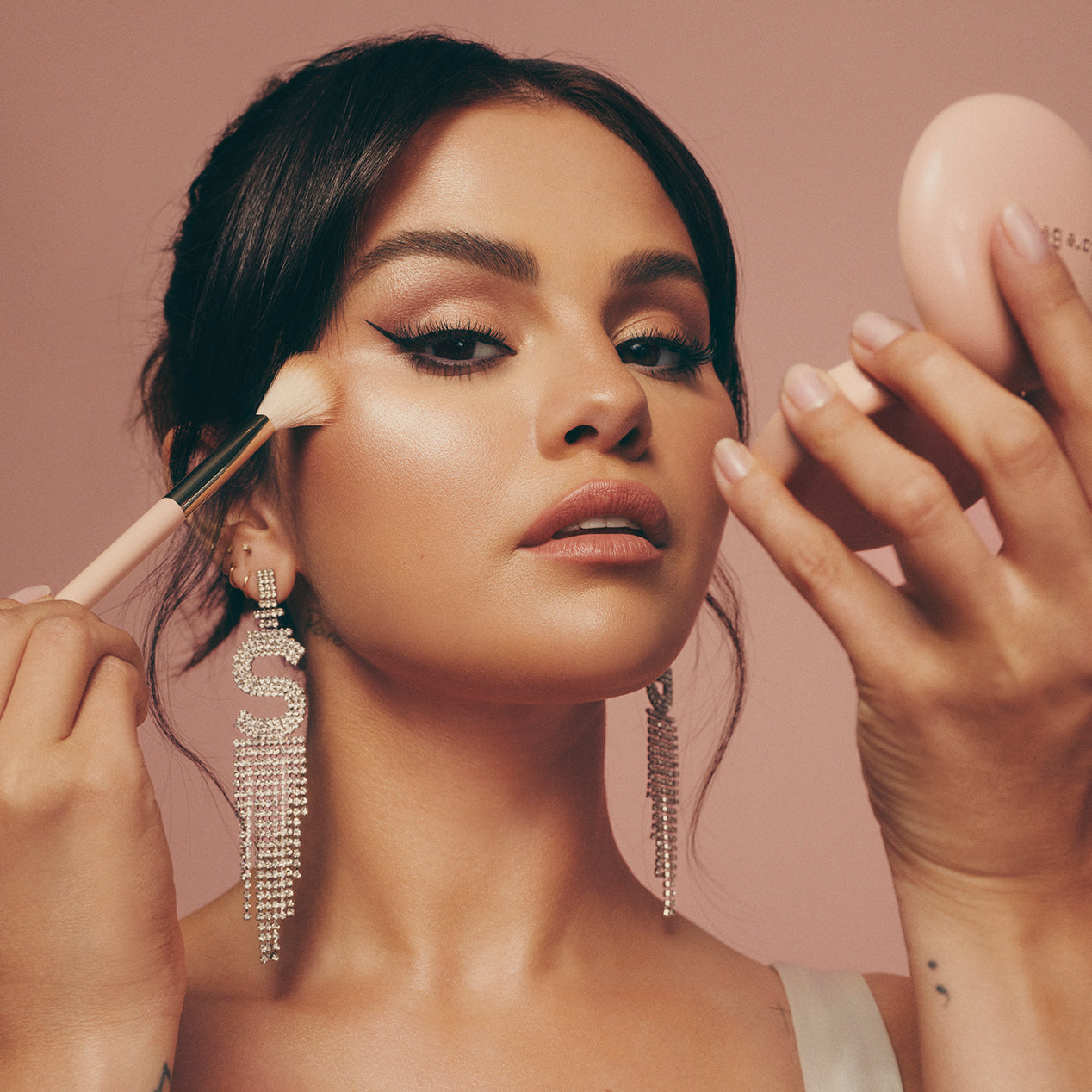 Positive Light Silky Touch Powder Highlighter | Non Comedogenic